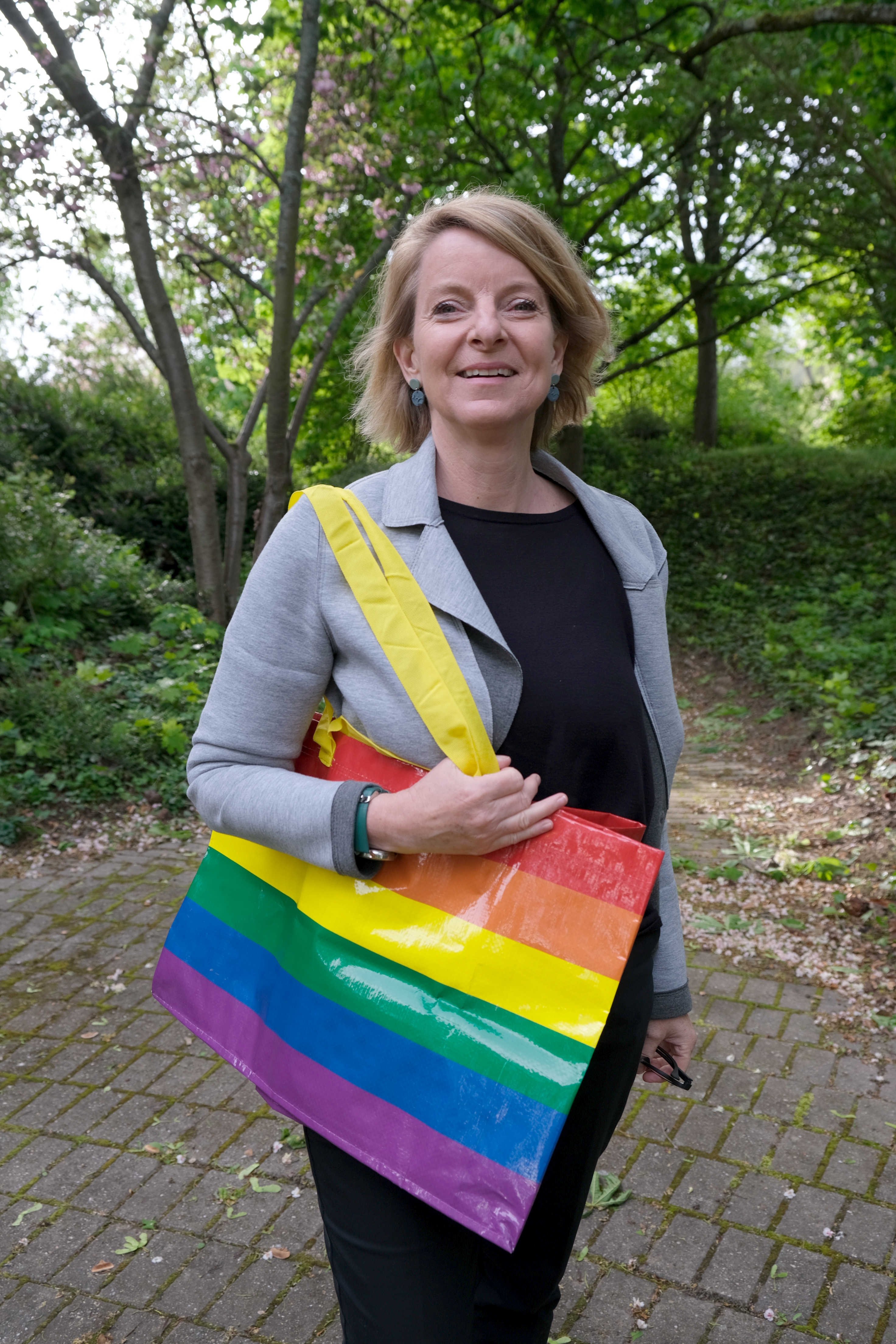 Isabelle Stähle, Gleichstellungsbeauftragte des Landkreises SÜW, im Portrait.