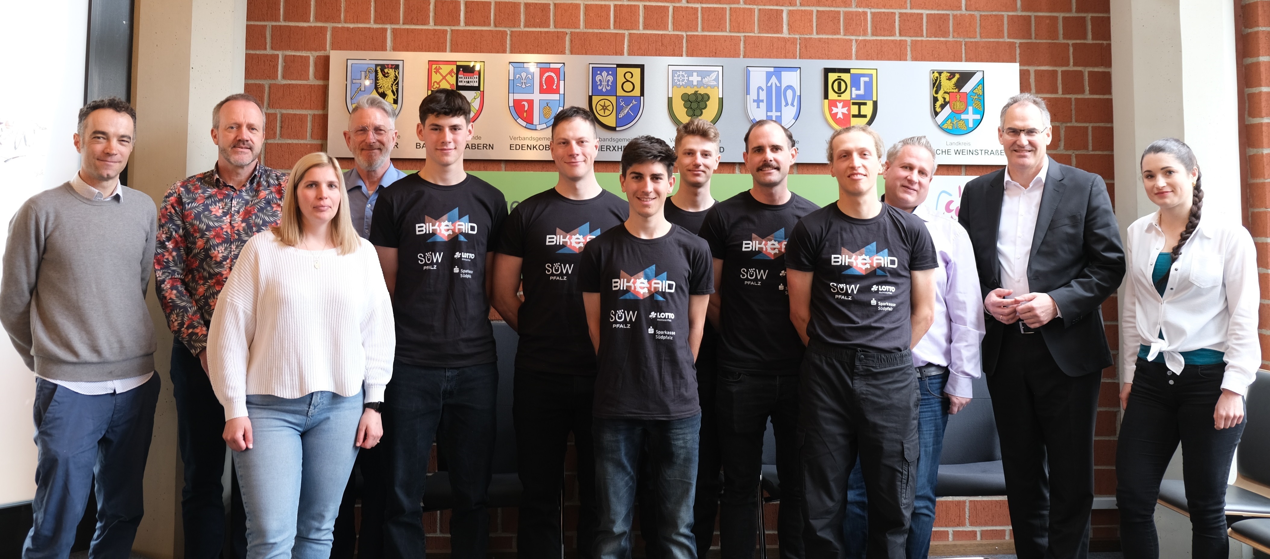 Teilnehmer des Pressegesprächs zum Großen Preis der Südlichen Weinstraße im Kreishaus.