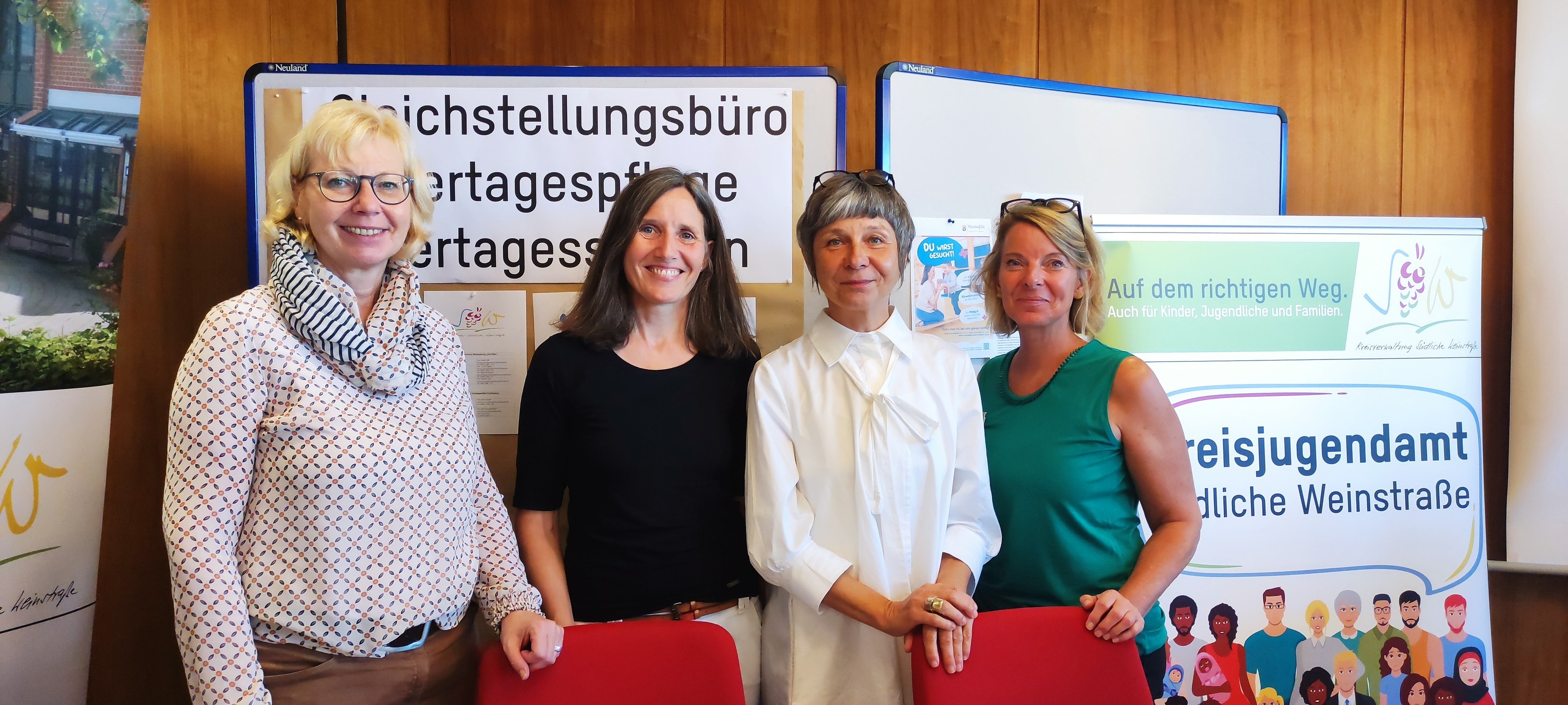 Gruppenbild des Team des Messestands im vergangenen Jahr.