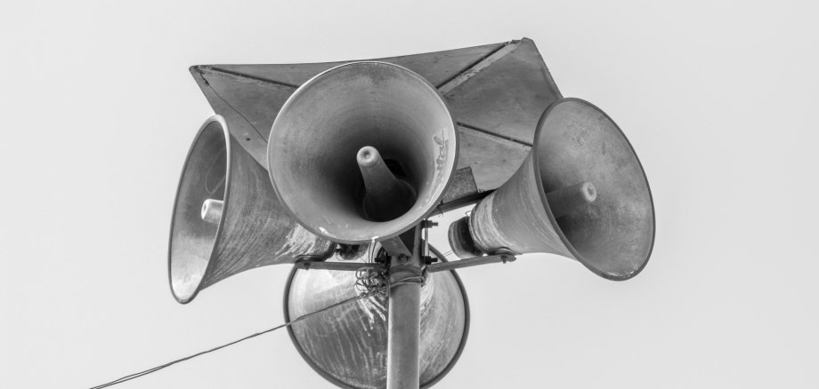 Nahaufnahme einer Warnsirene.