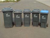 Restmülltonnen. Foto: EWW Tonnen in verschiedenen Größen.